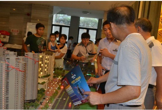 名邦廣場 比這個夏天更火熱——1小時，2個億銷售額，90%的銷售率